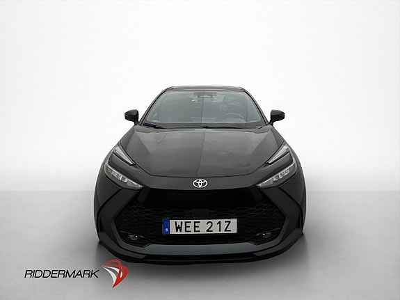 Toyota C-HR 2 of 30