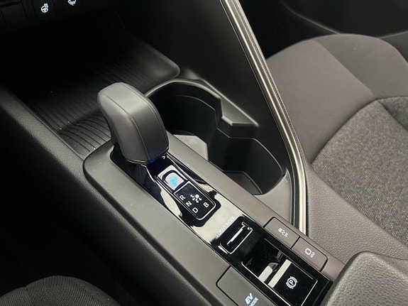 Toyota C-HR 20 of 30