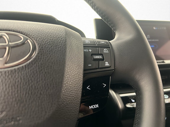 Toyota C-HR 15 of 30
