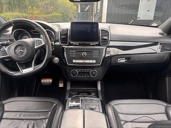 Mercedes-Benz GLE63 11 of 11