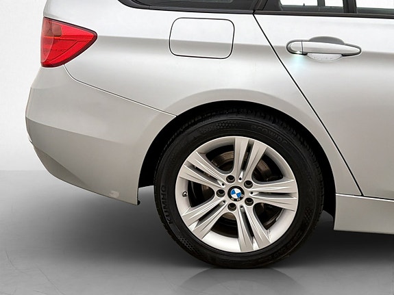 BMW 320 28 of 30