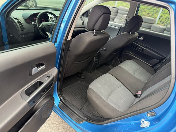 Kia Ceed 8 of 9