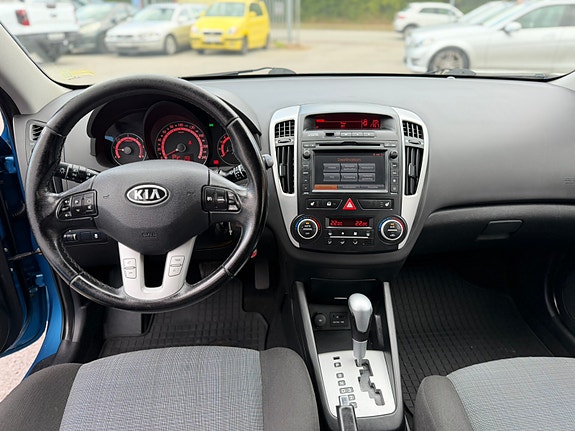 Kia Ceed 7 of 9