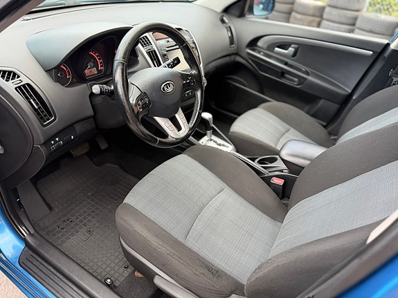 Kia Ceed 5 of 9