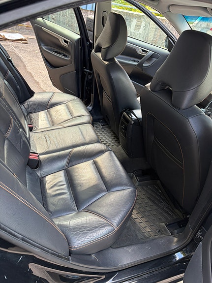 Volvo S60 17 of 25