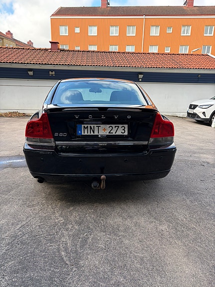 Volvo S60 3 of 25