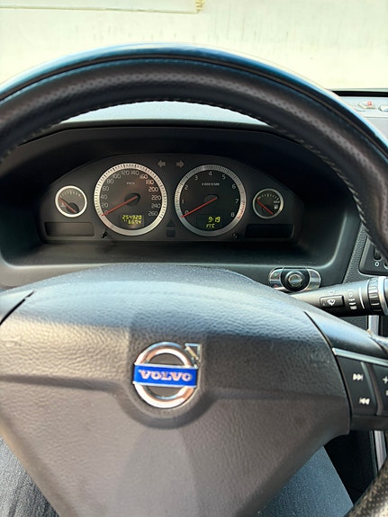 Volvo S60 15 of 25