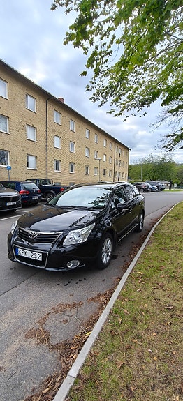 Toyota Avensis 6 of 14