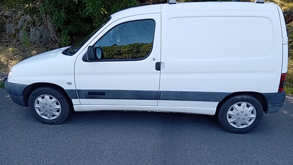 Citroen Berlingo Electrique 2 of 4