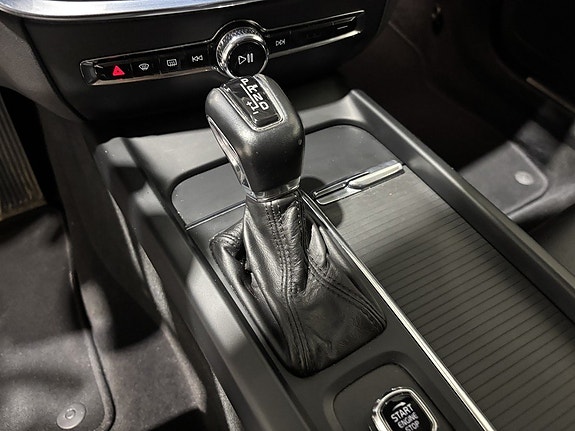 Volvo V60 16 of 27
