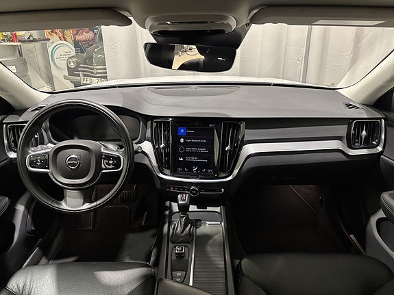 Volvo V60 14 of 27