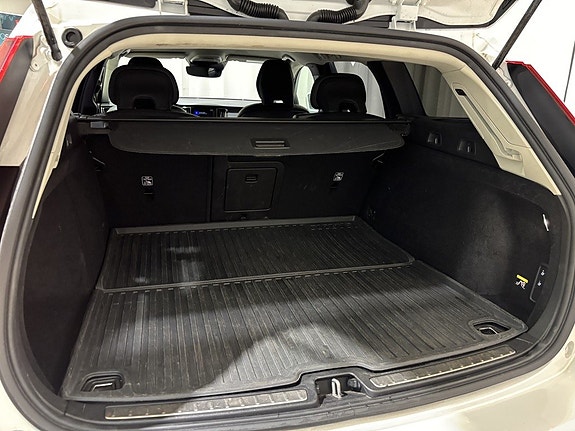 Volvo V60 24 of 27