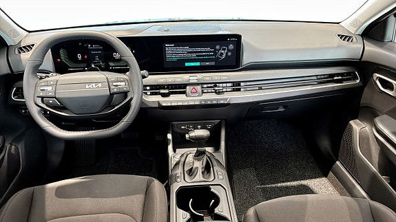 Kia K4 4 of 16