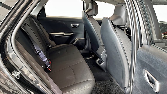 Kia K4 5 of 16