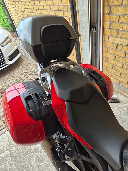 BMW S 1000 XR 5 of 6