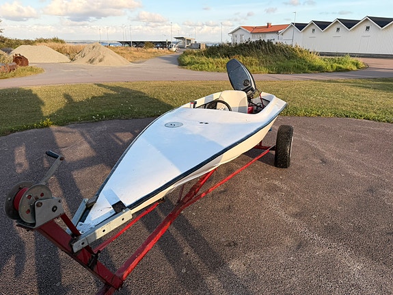 Fugitive sport båt 2 of 6