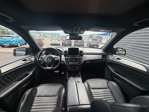 Mercedes-Benz GLS350 d 16 of 26