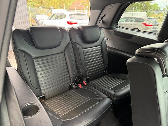 Mercedes-Benz GLS350 d 24 of 26