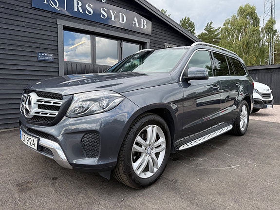 Mercedes-Benz GLS350 d 2 of 26