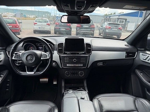 Mercedes-Benz GLS350 d 17 of 26