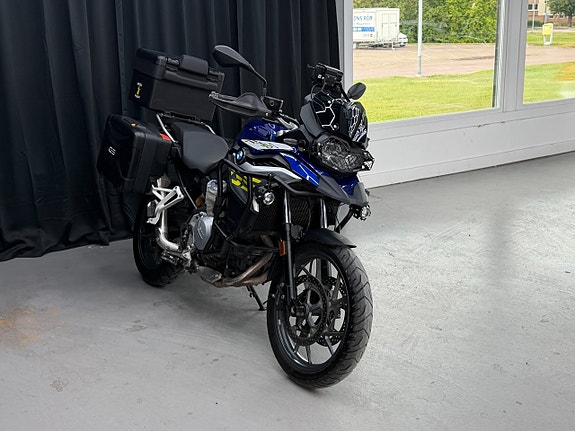BMW Motorrad F 750 GS Mkt extra trådlös laddare Packväskor Ev byte/avb 2 of 11