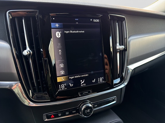 Volvo V90 14 of 28
