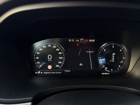 Volvo V90 10 of 28