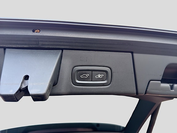 Volvo V90 21 of 28