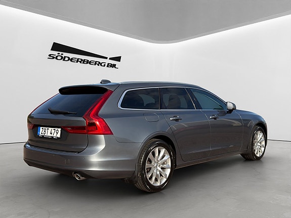 Volvo V90 22 of 28