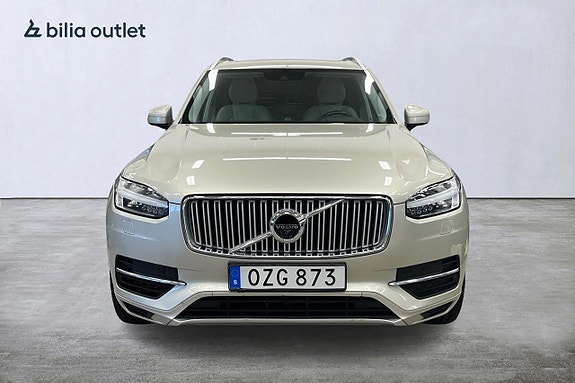 Volvo XC90 9 of 30
