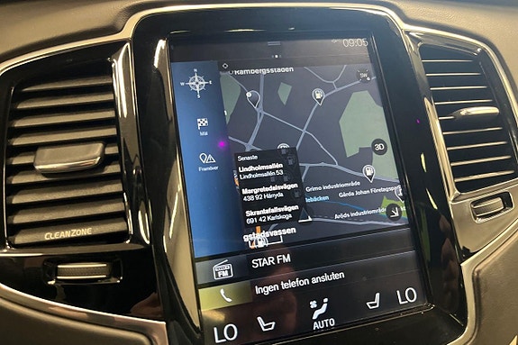 Volvo XC90 22 of 30