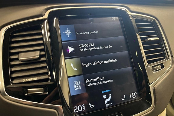 Volvo XC90 19 of 30