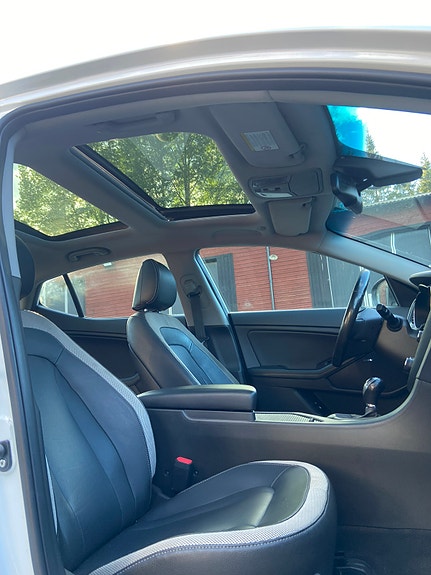 Kia Optima 6 of 12
