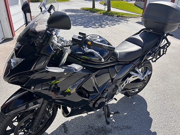 Suzuki GSX1250FA 4 of 12