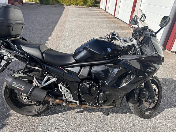 Suzuki GSX1250FA 9 of 12