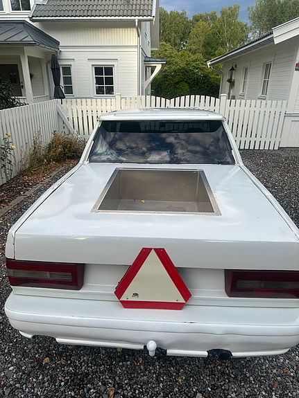 Volvo 744 3 of 8