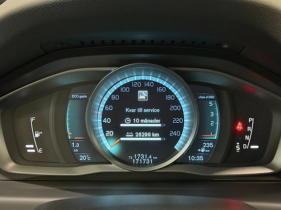Volvo V70 12 of 21