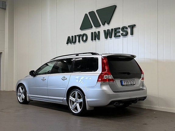 Volvo V70 4 of 21