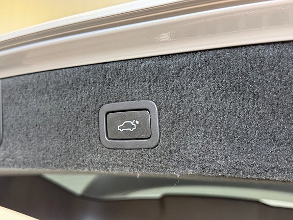 Volvo V70 15 of 21