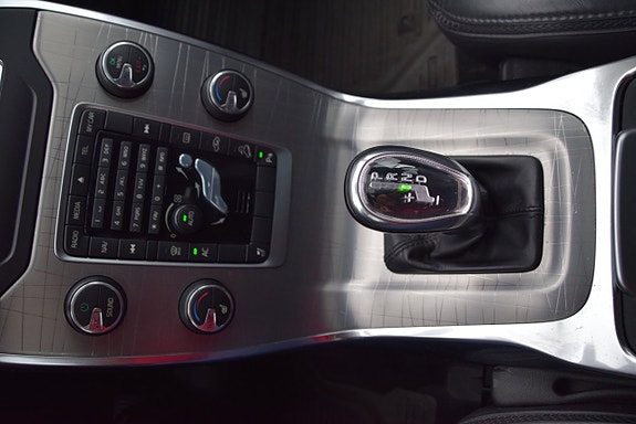Volvo XC70 15 of 23