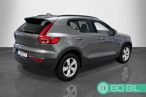 Volvo XC40 4 of 23