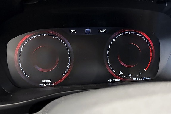 Volvo XC40 18 of 23