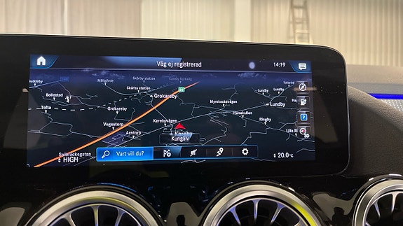 Mercedes-Benz EQA250 19 of 23