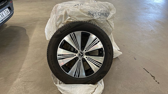 Mercedes-Benz EQA250 5 of 23