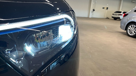 Mercedes-Benz EQA250 12 of 23