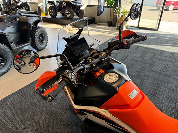 KTM 890 Adventure R 7 of 9