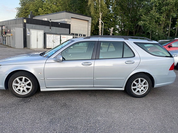Saab 9-5 4 of 13
