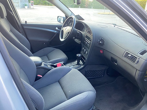 Saab 9-5 11 of 13