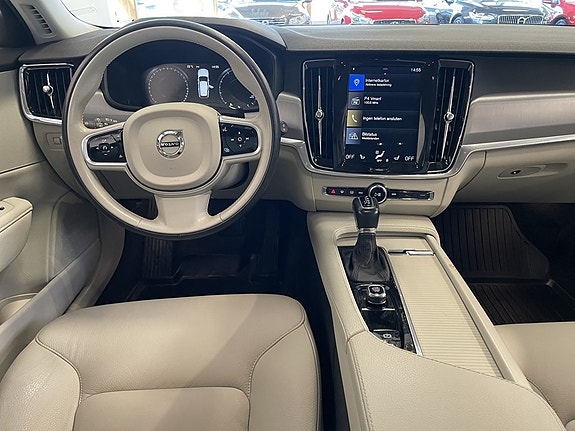 Volvo V90 11 of 22