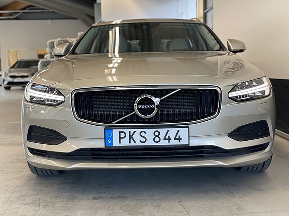 Volvo V90 3 of 22